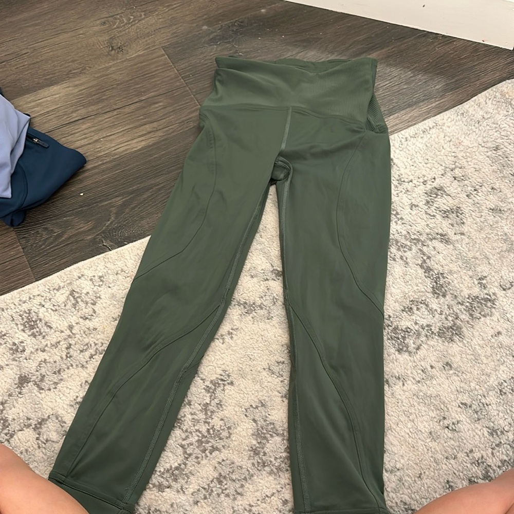 Lululemon green leggings in size 4